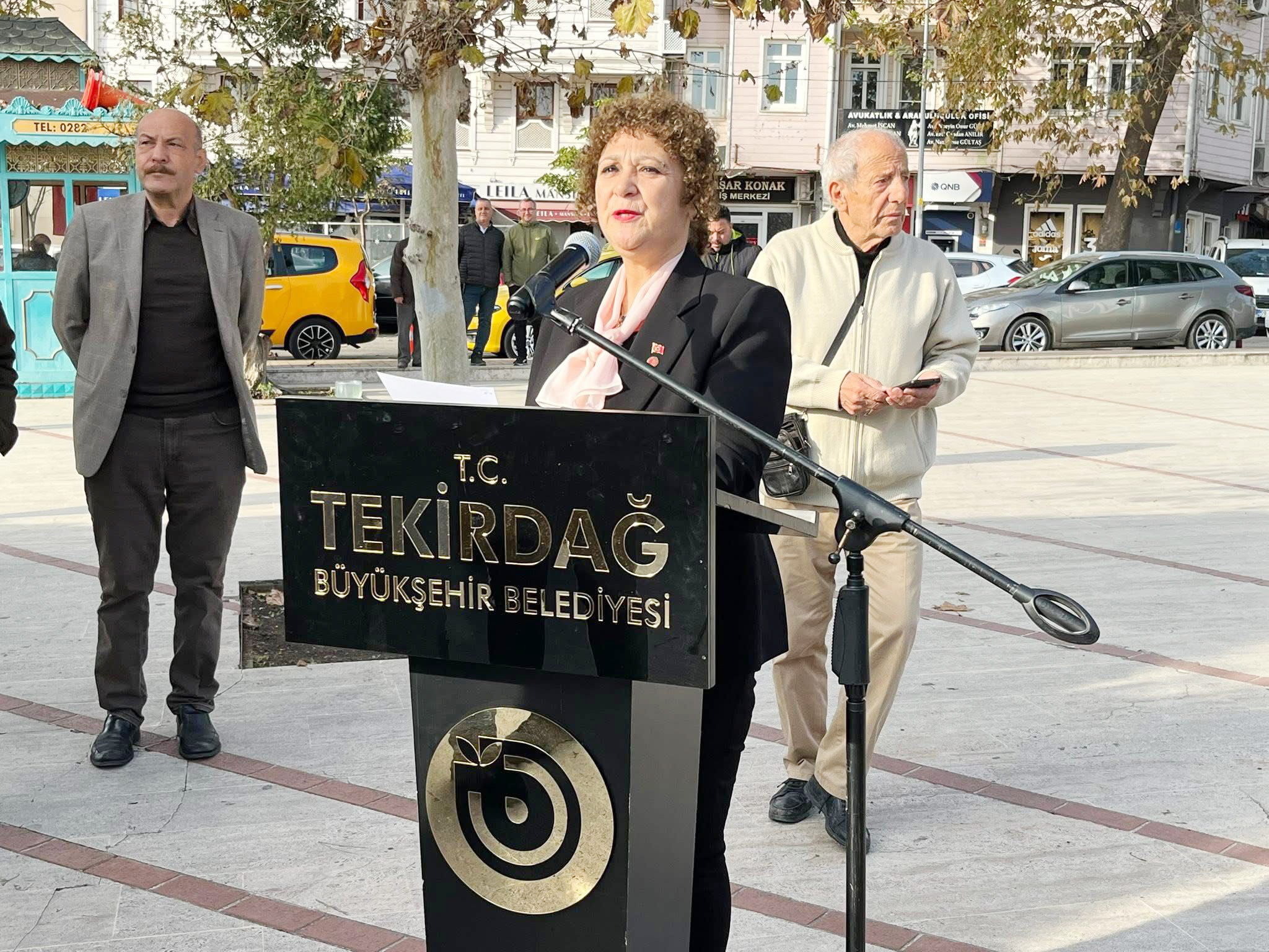 Kemiksiz; “Temsilde eşitlik için mücadele ediyoruz”