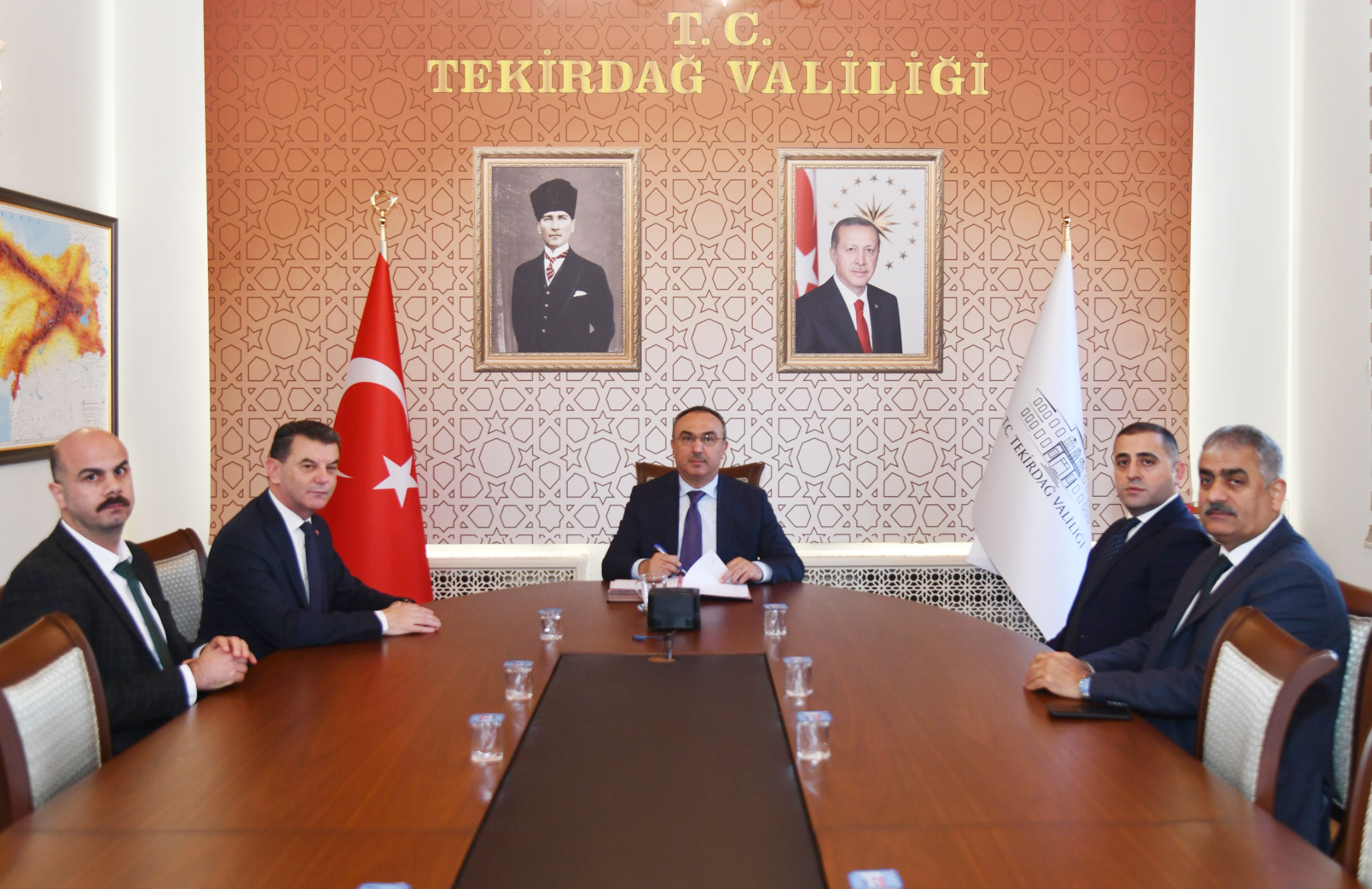 Vefa köprüsü kuruluyor