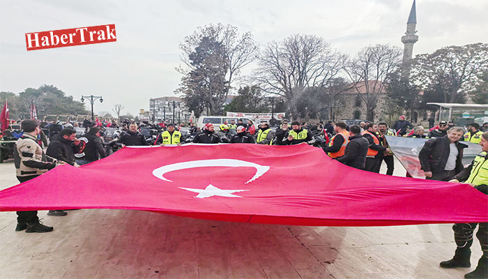 MOTOSİKLET SEVDALILARINDAN TÜRK BAYRAĞINA SAYGI SÜRÜŞÜ