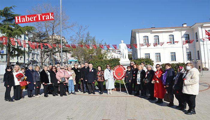 YARDIM SEVENLER 98. YILI KUTLADI