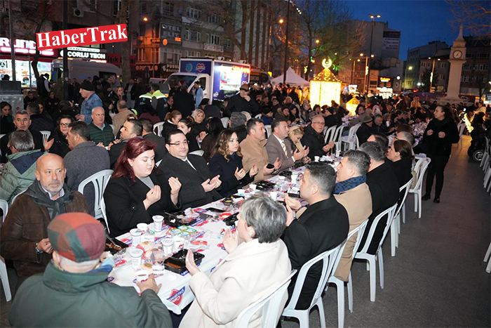 İftar yemeklerinin ikincisi Çorlu’da düzenlendi