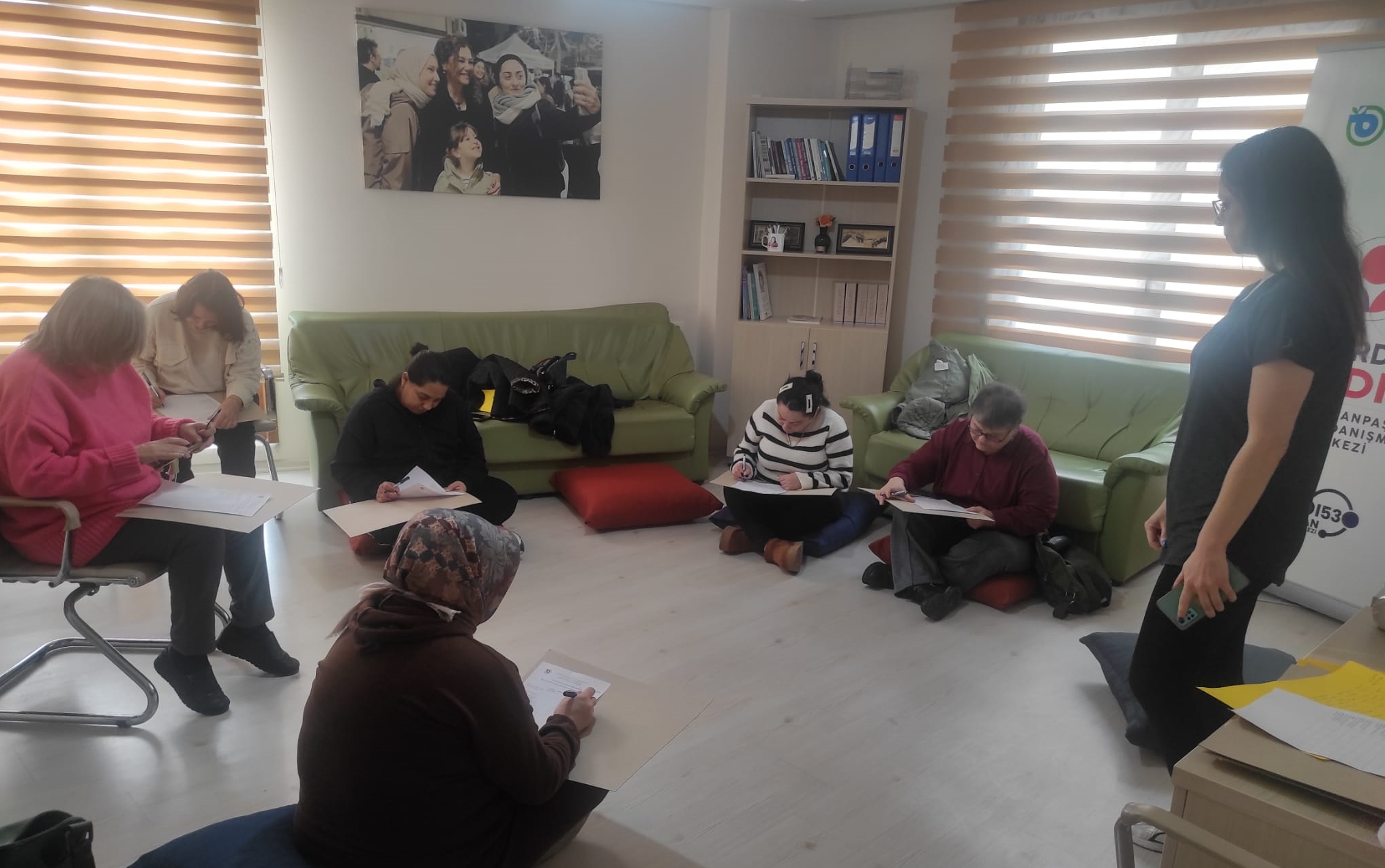 Kadınlar dayanışma çatısı altında güçleniyor