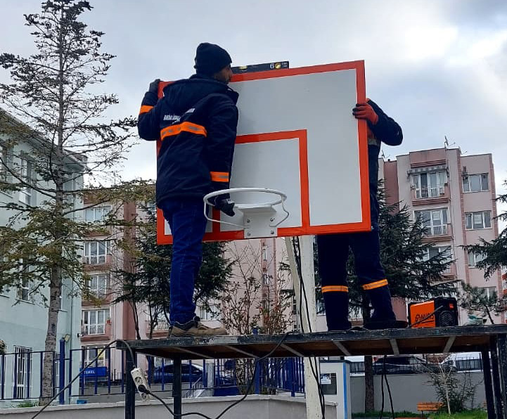Belediyeden, okula destek