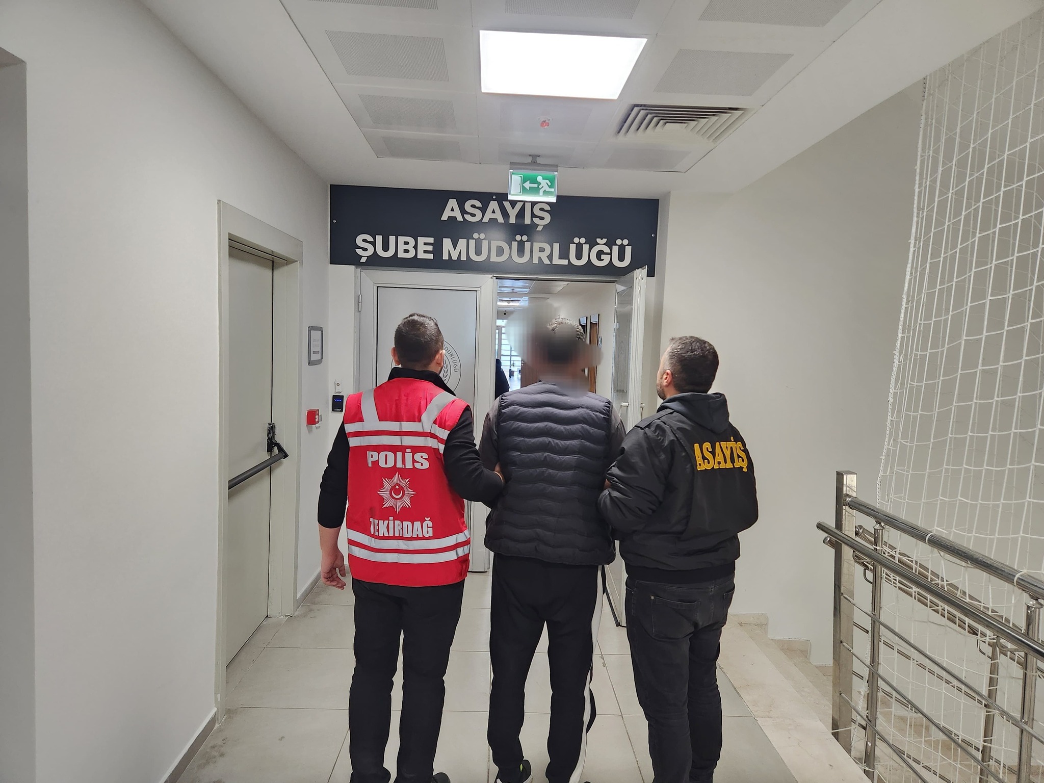 37 Kişi Tutuklandı