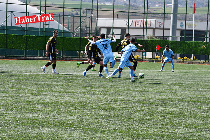Yılmazspor, averajla lider