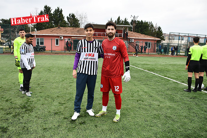 Abi kardeş sahada rakip oldu