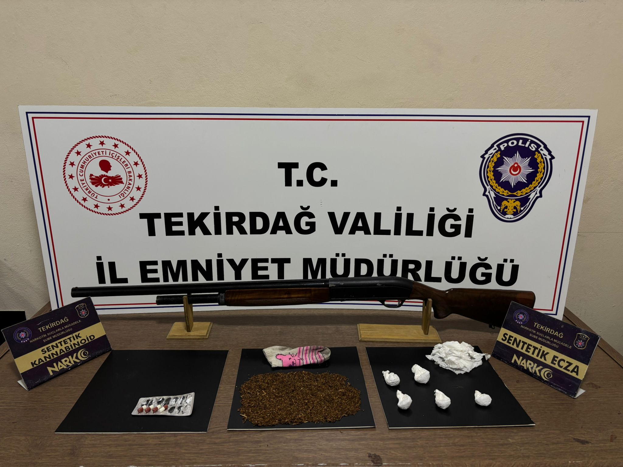 10 şüpheli tutuklandı