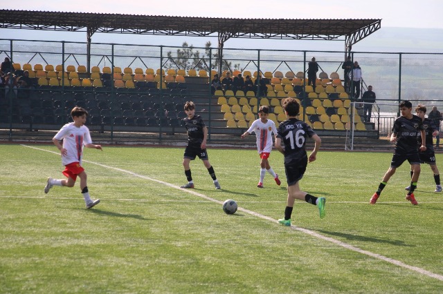 100. Yıl Farklı Kazandı