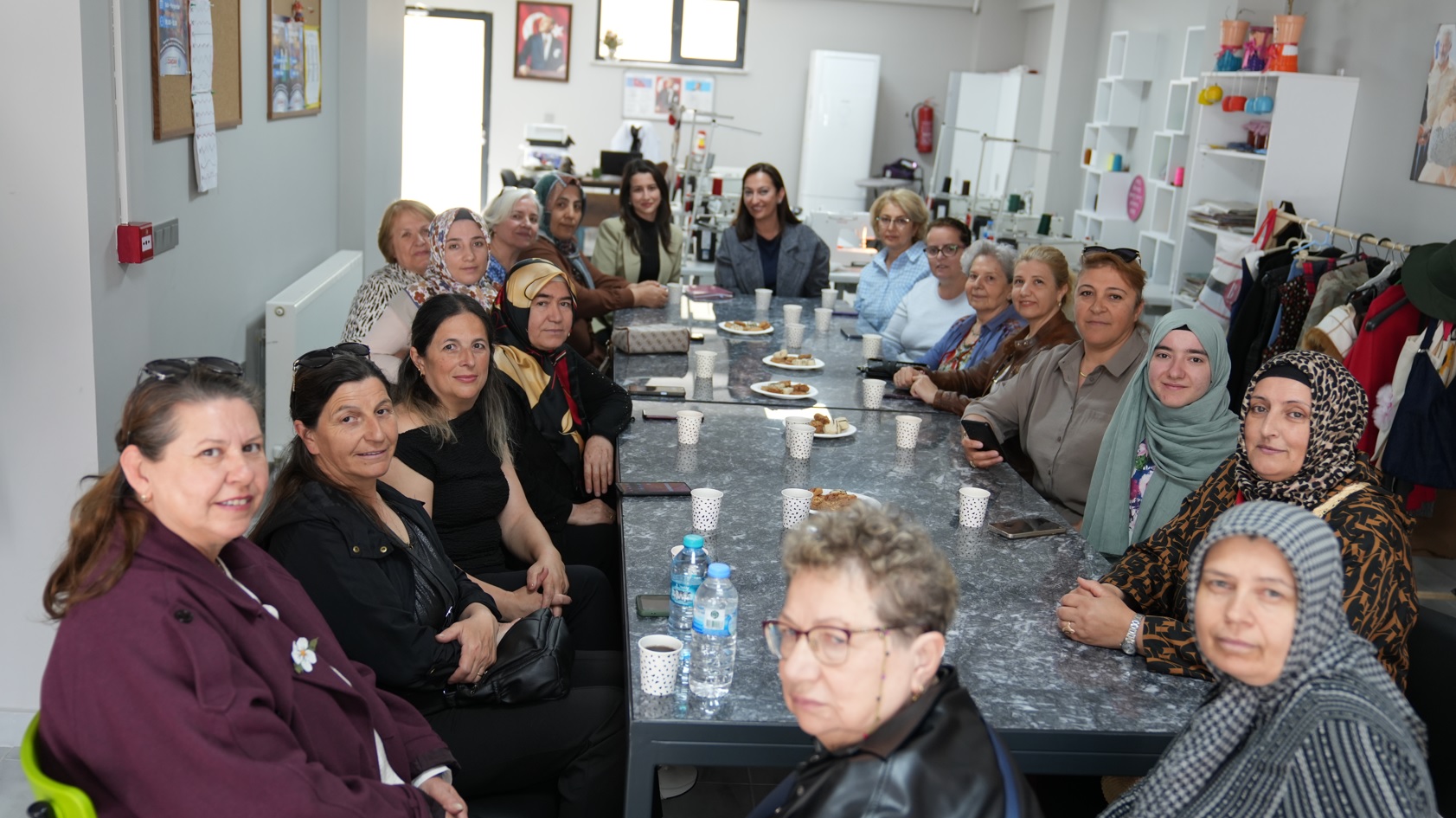 BÜYÜKŞEHİR’LE KADINLAR BİLİNÇLENEREK GÜÇLENDİLER
