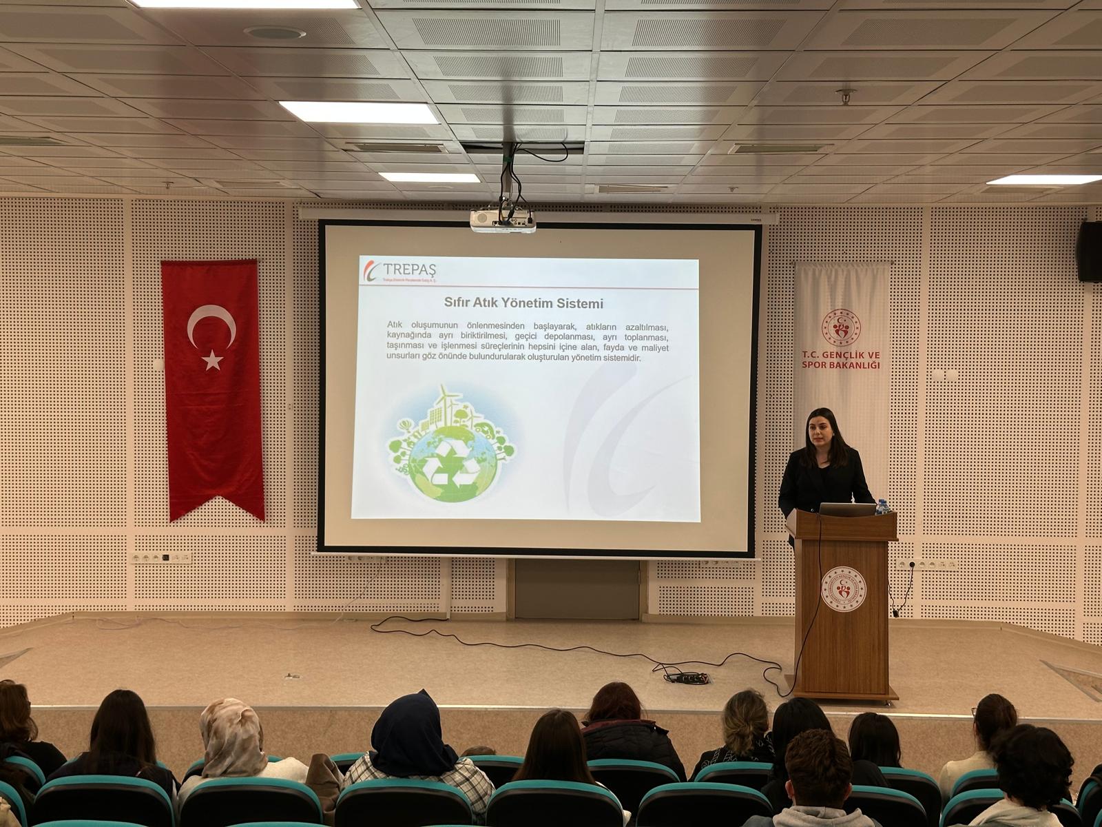 TREPAŞ gençlerle buluştu