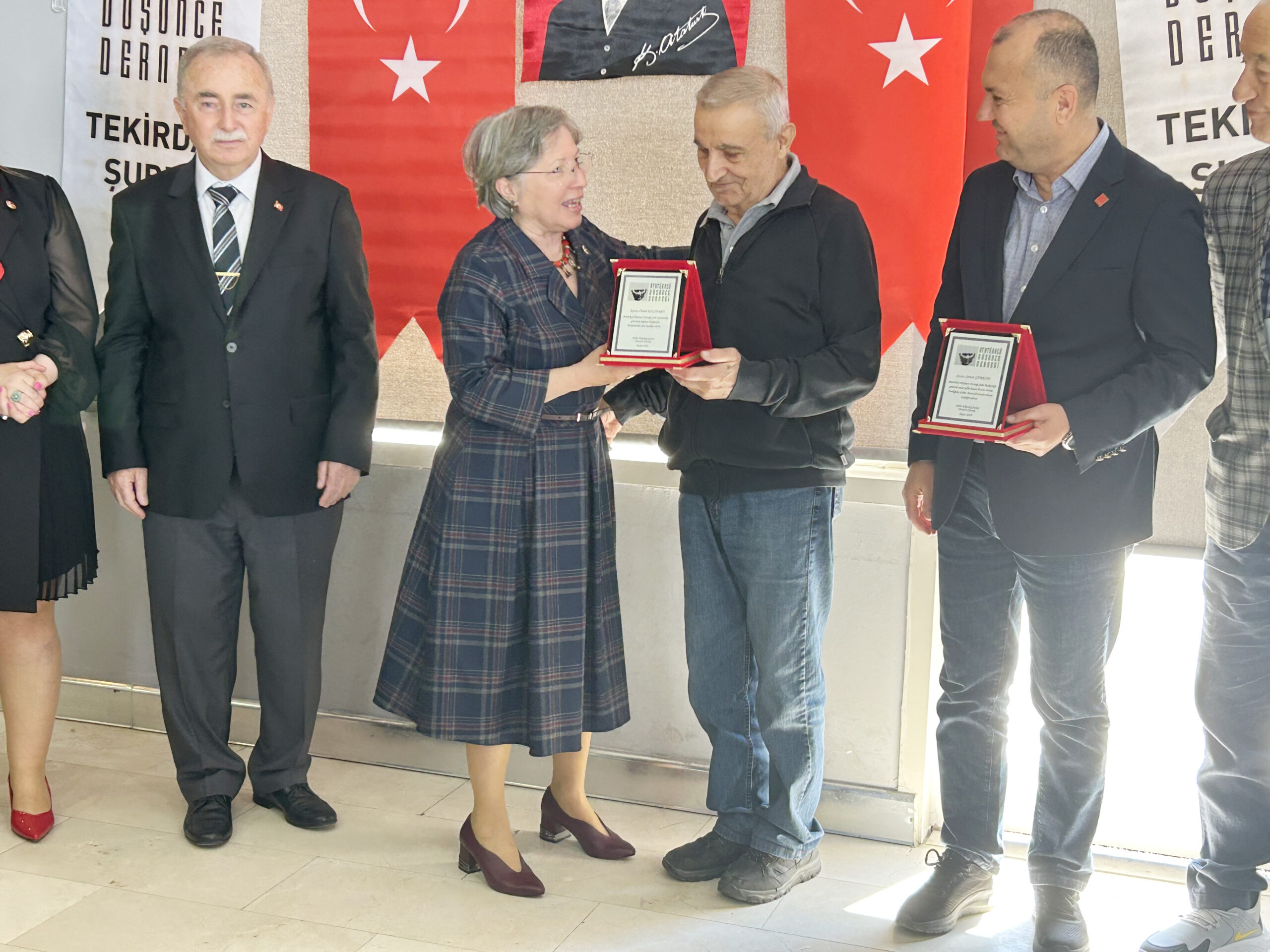‘Atatürk ilke ve devrimleri yok sayılıyor’