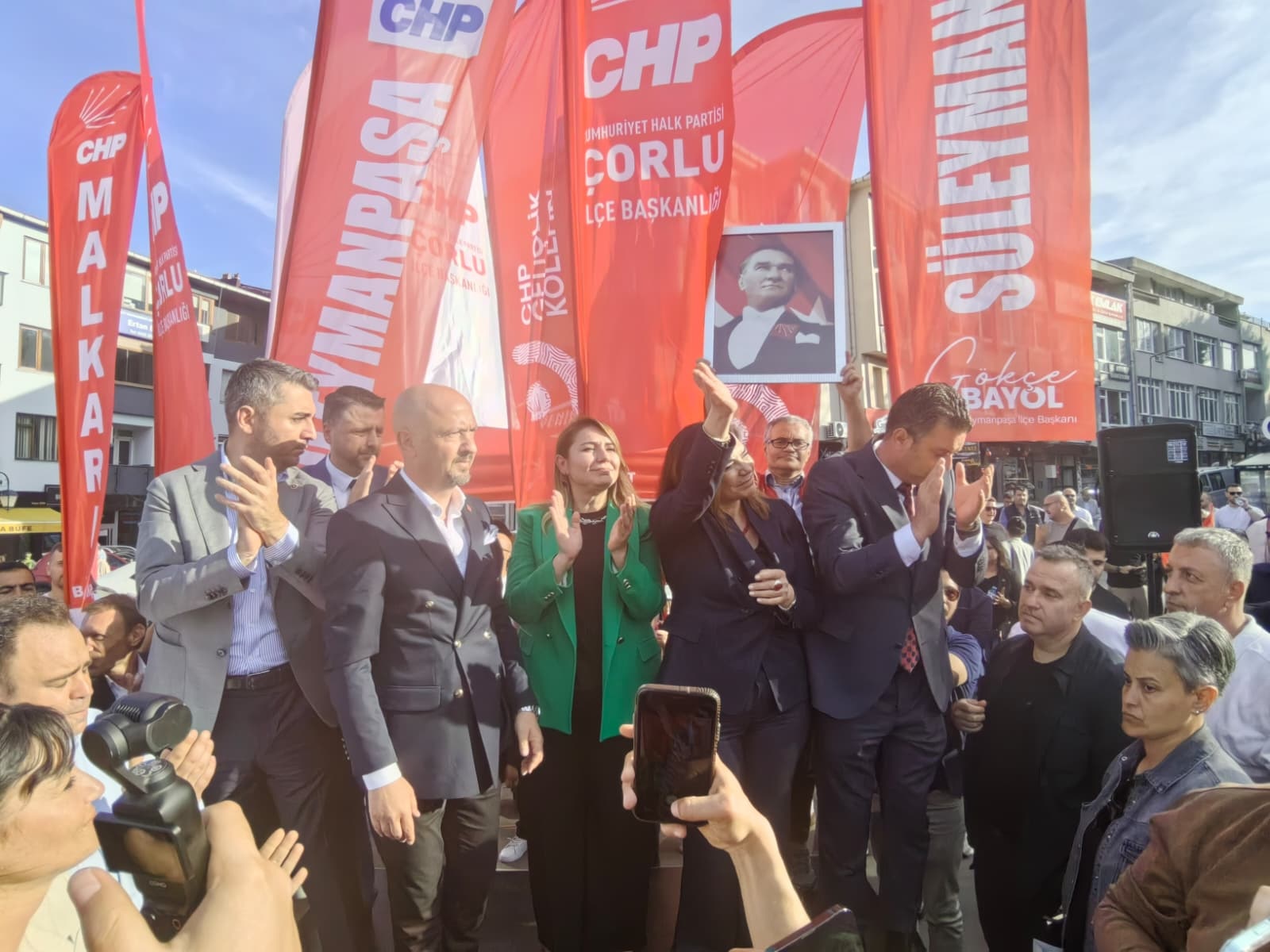 CHP’de Özgür Özel’e Tam Destek Yok