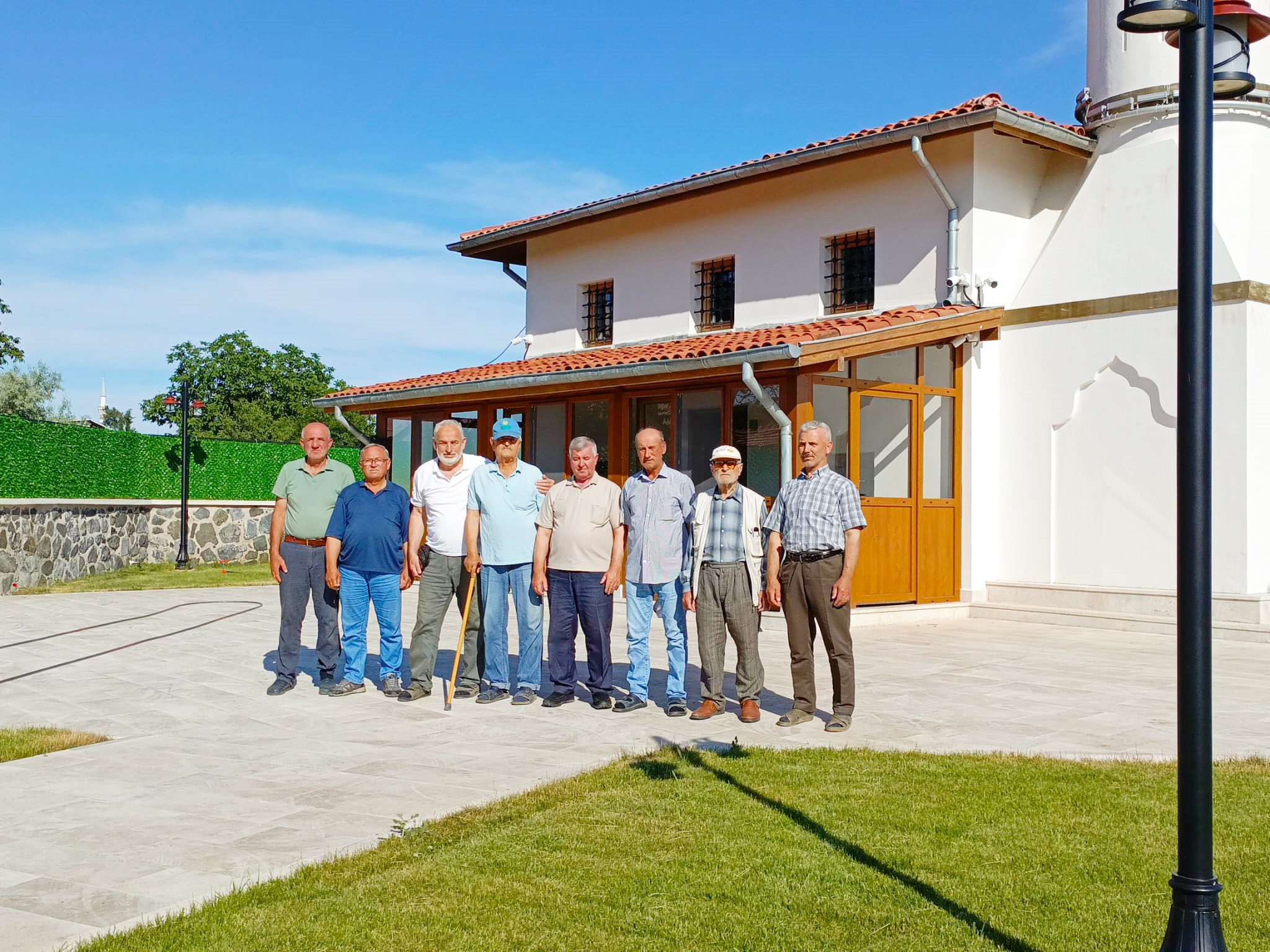 Karacakılavuz Camii yeniden ibadete açıldı