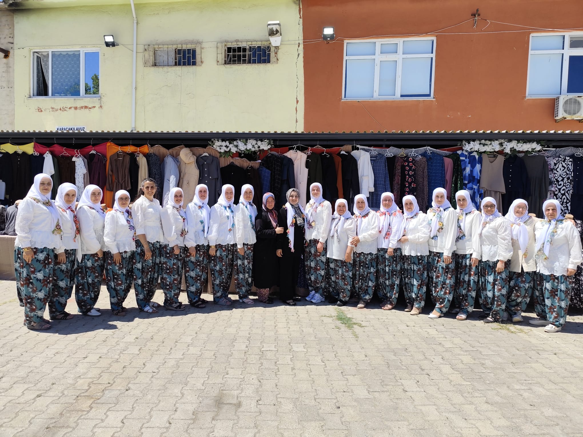 Karacakılavuz’da Dikiş Nakış Kursu Sergisi Açıldı