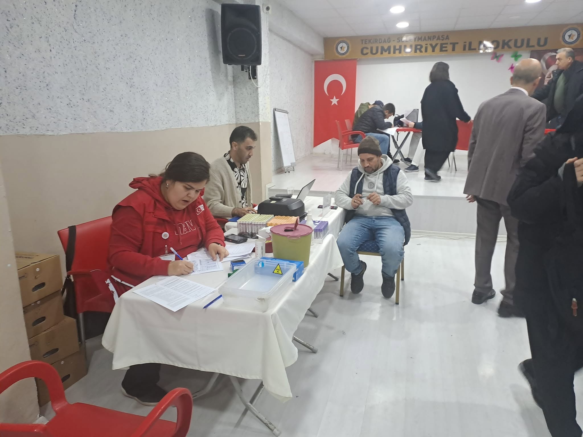 Kan bağışı kampanyası sürüyor