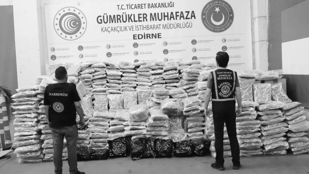 810 kilogram uyuşturucu ele geçirildi