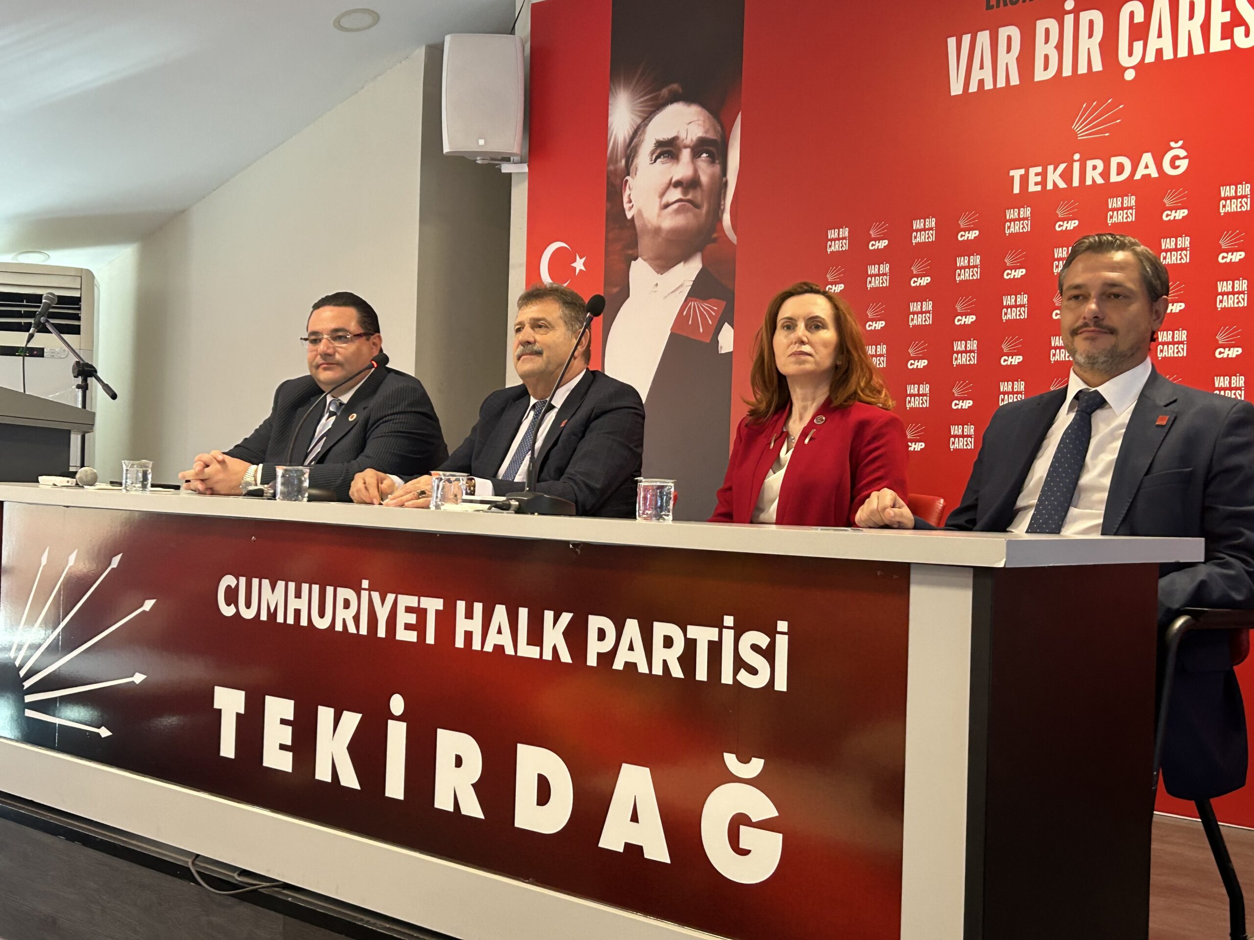  ‘CHP bir otel odasında kurulmadı’