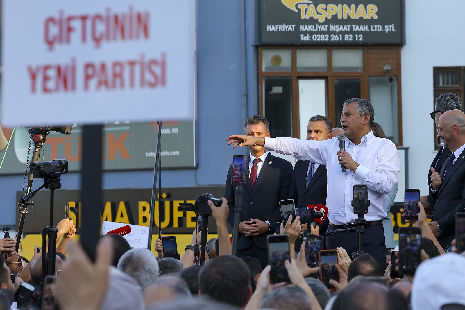 Tekirdağ, Özgür Özel’i Habertrak’tan takip etti