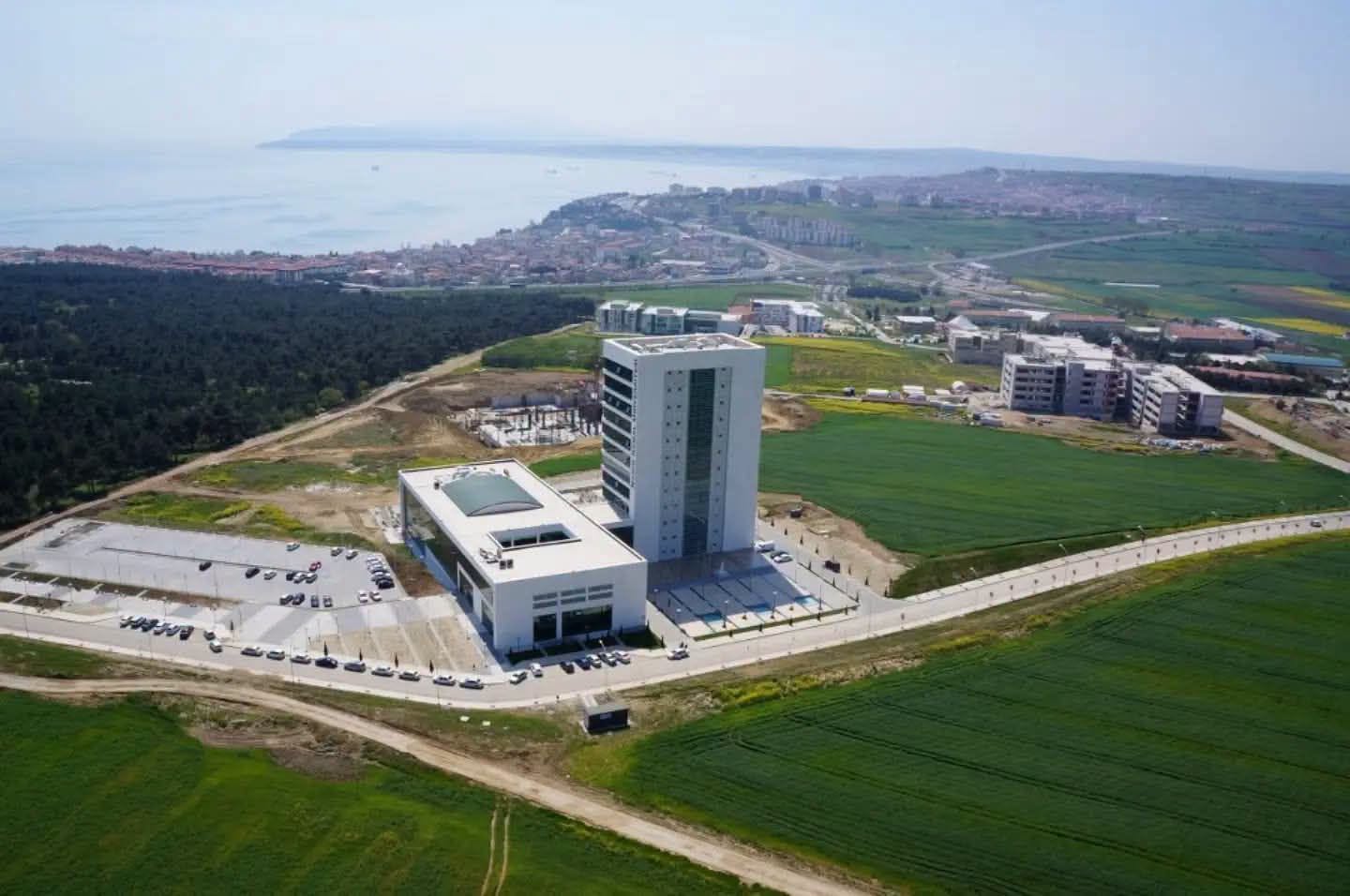 Üniversite 77 Personel Alacak
