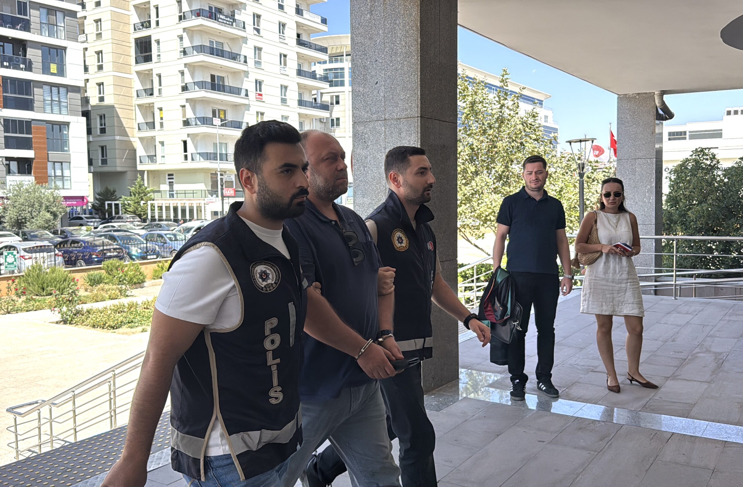 Meclis üyesi “rüşvet” iddiasıyla tutuklandı