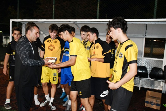 Namık Kemal’e tatlı sürprizi