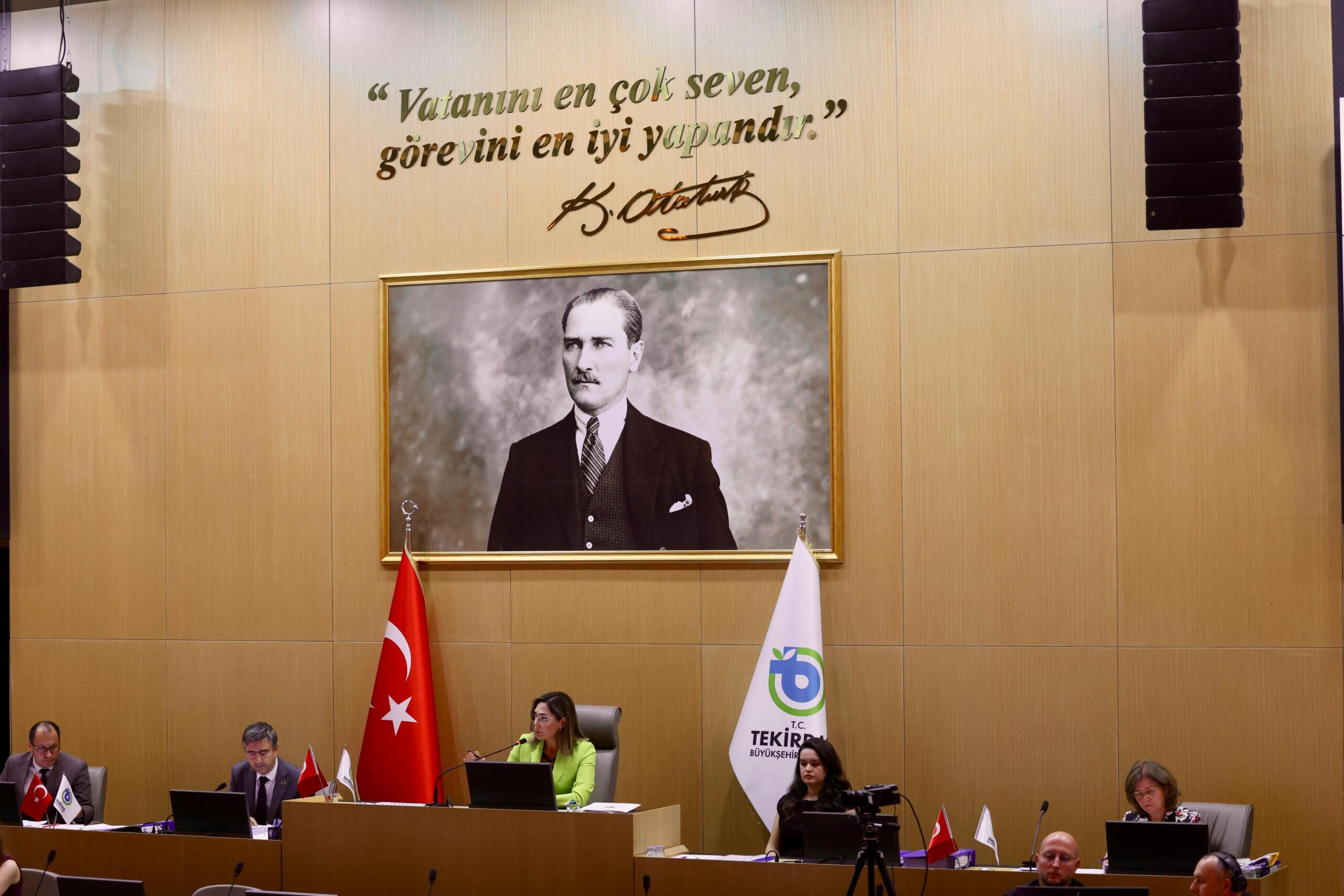 Meclis üyeleri bu kez toplantıya katıldı