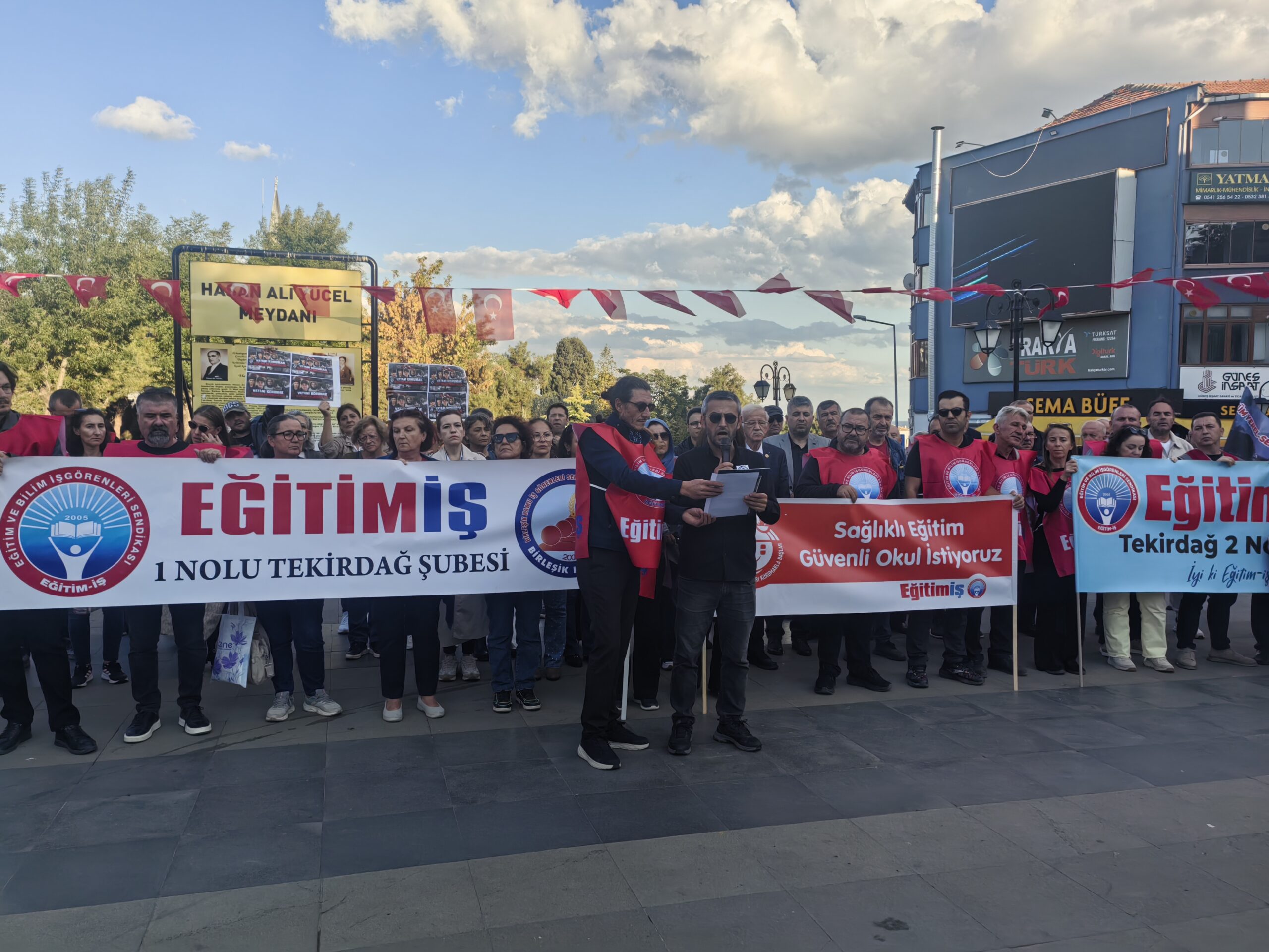 ‘GÜVENLİ OKUL, SAĞLIKLI EĞİTİM İSTİYORUZ’