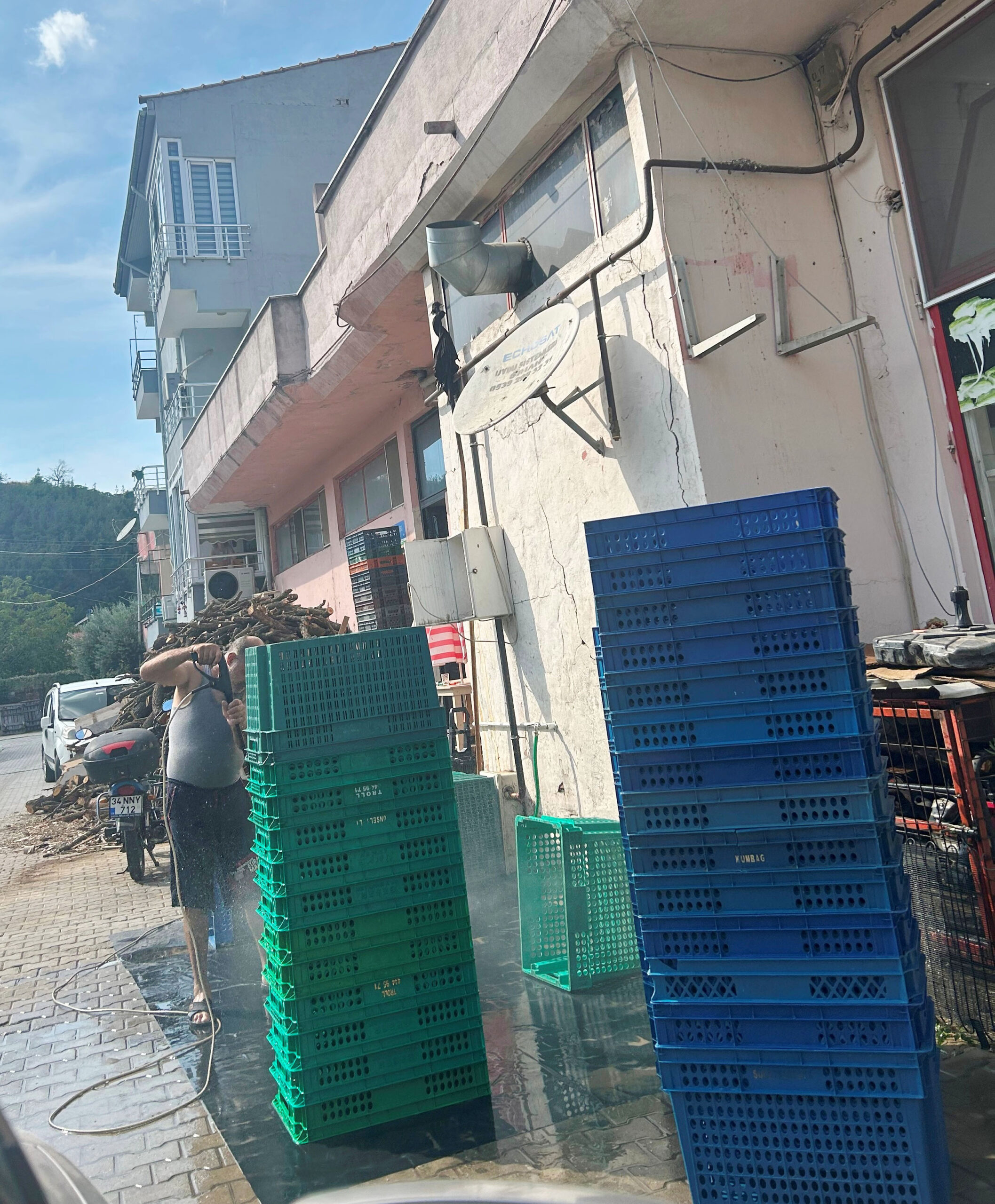 Ekmek Kasaları Temizlendi