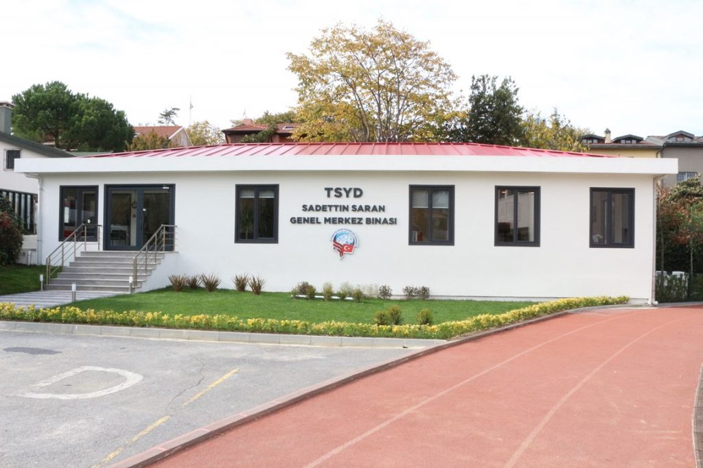 Gazetecilere Tarafsızlık ve Profesyonellik Uyarısı