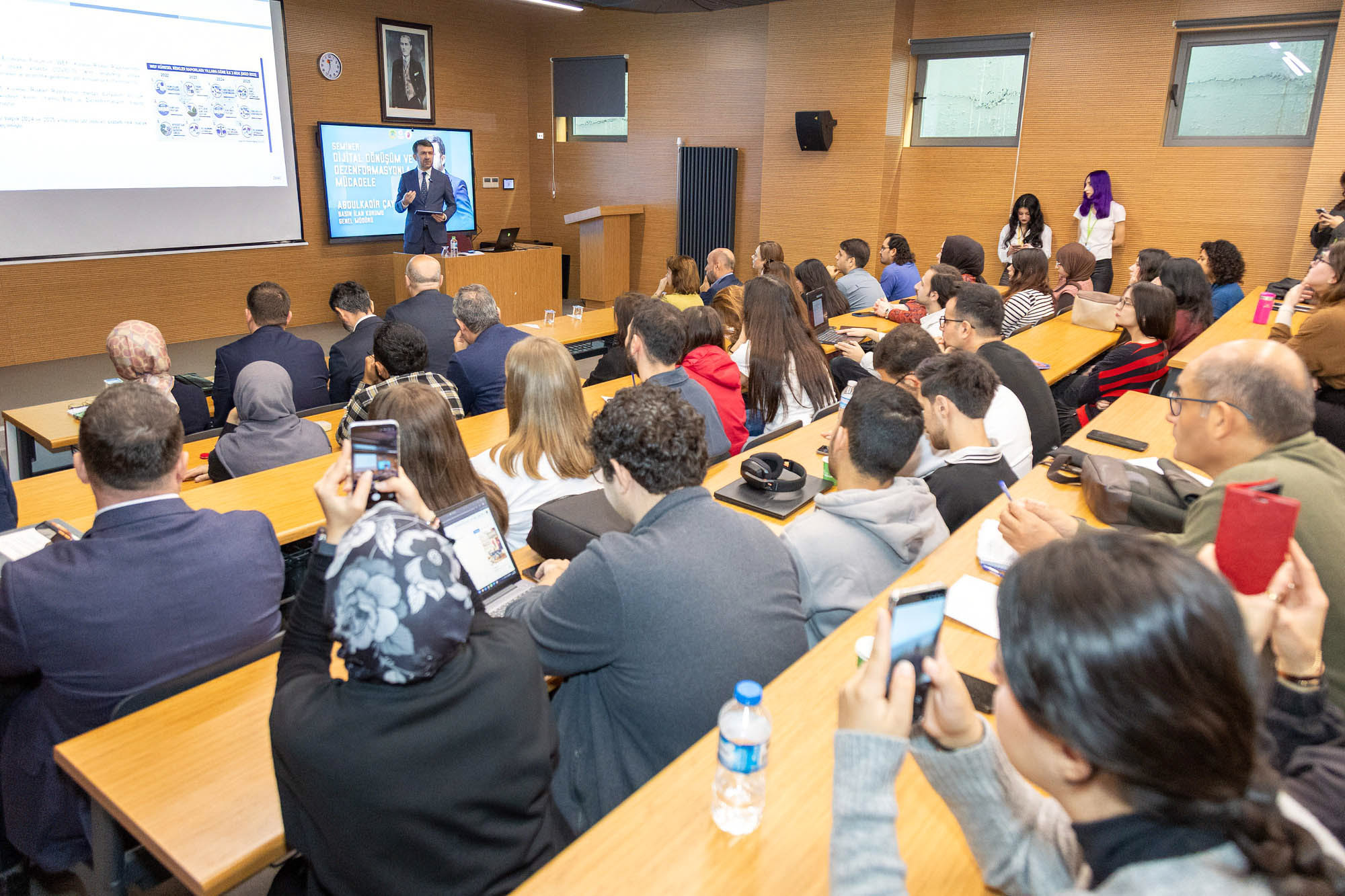 Genel Müdür Abdulkadir Çay, İstanbul Üniversitesi öğrencileriyle buluştu