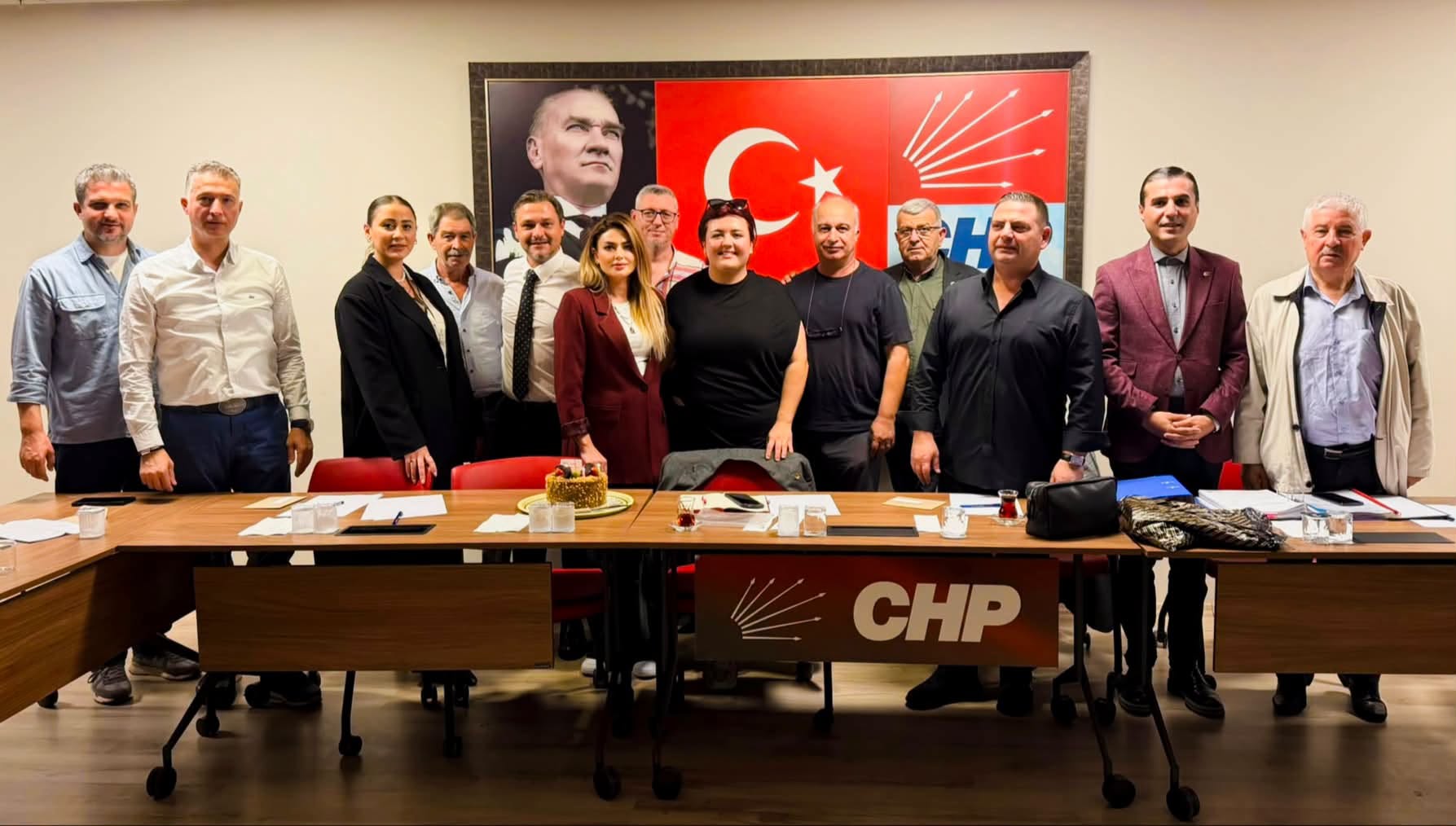 CHP Mecliste Üstün Yeni Parti Zorda