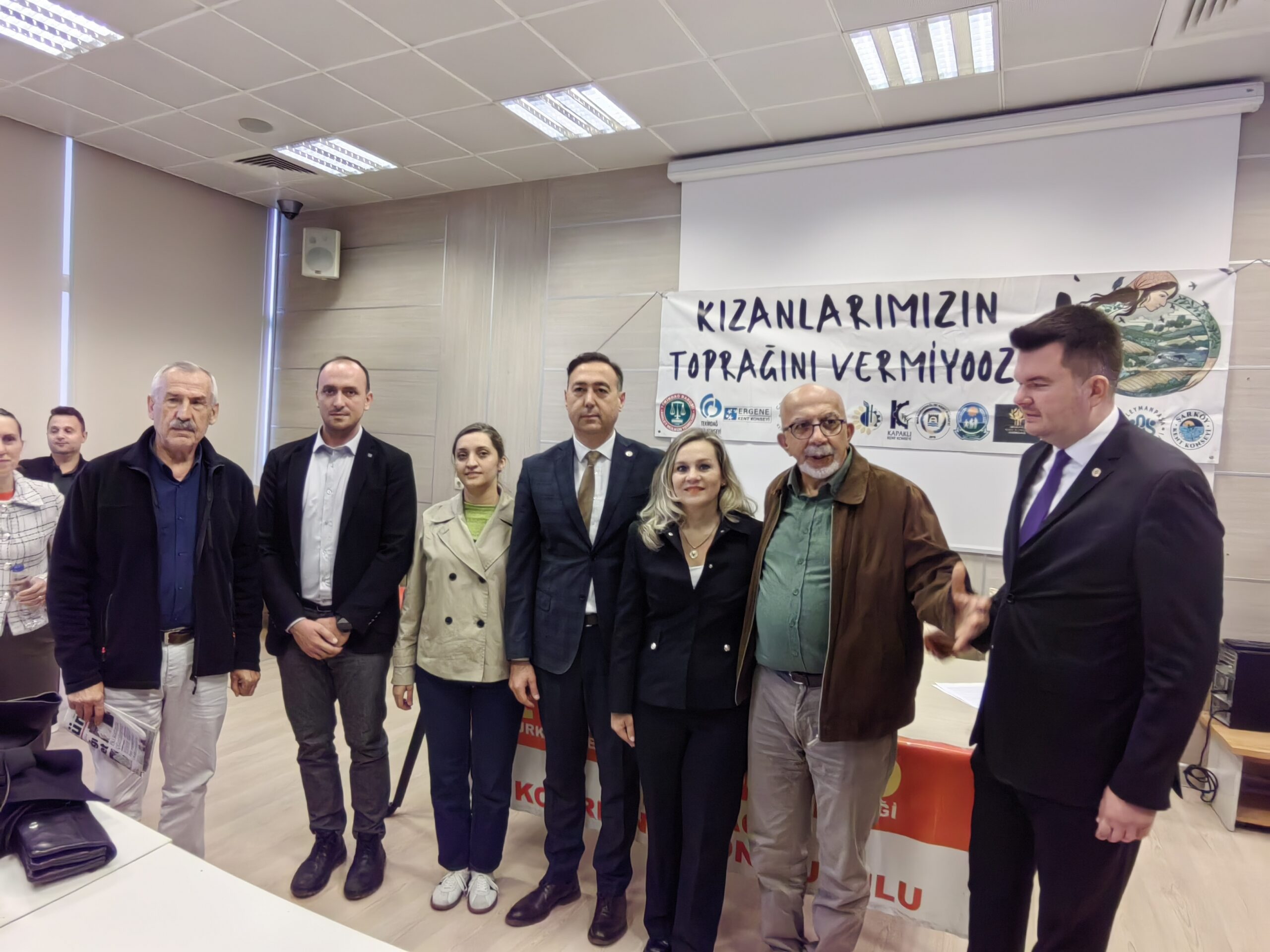 ‘Bu Mesele Siyaset Üstü’