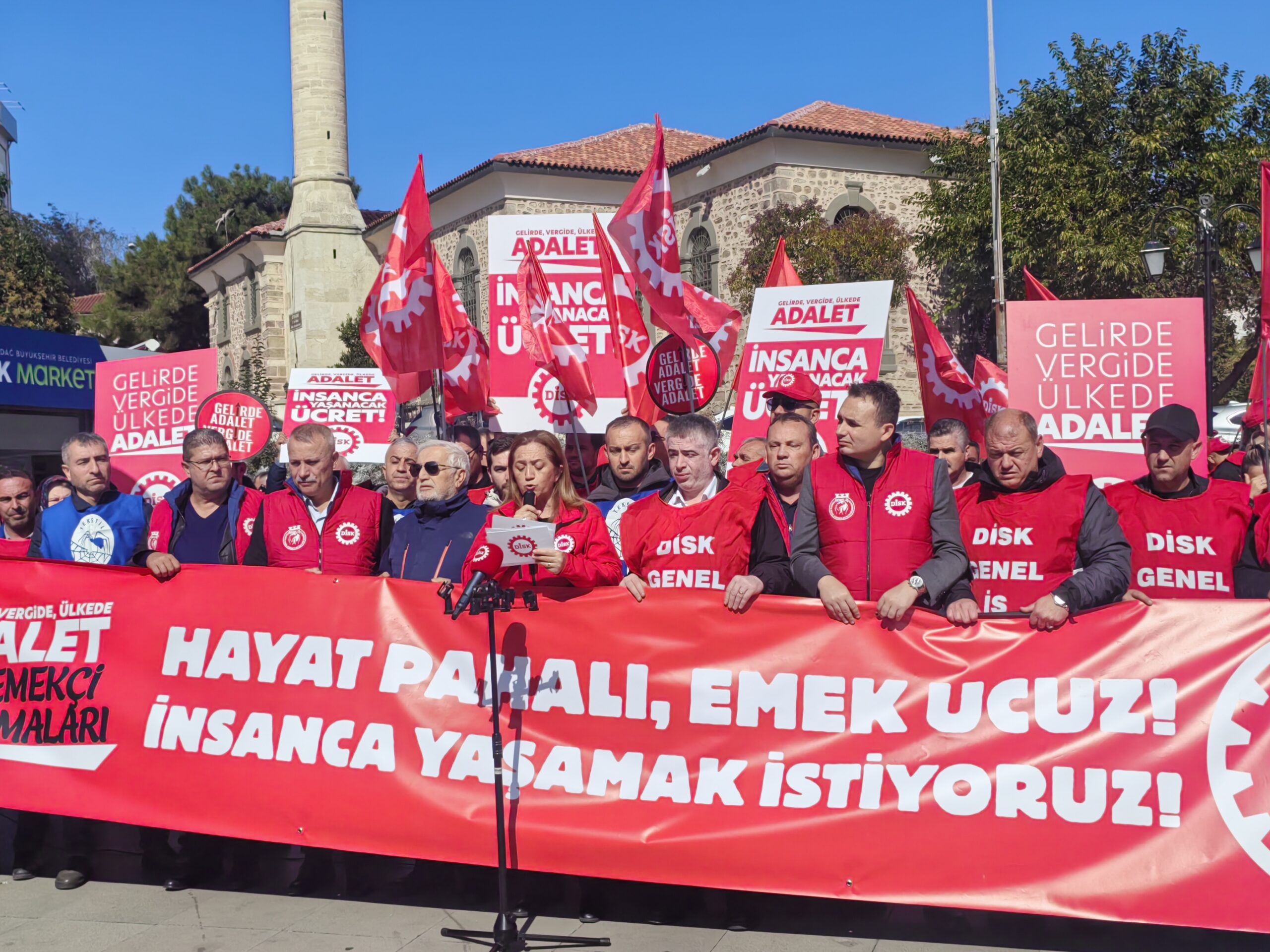 Çerkezoğlu; “Kaynak Var, Zenginlik Var, Adalet Yok”