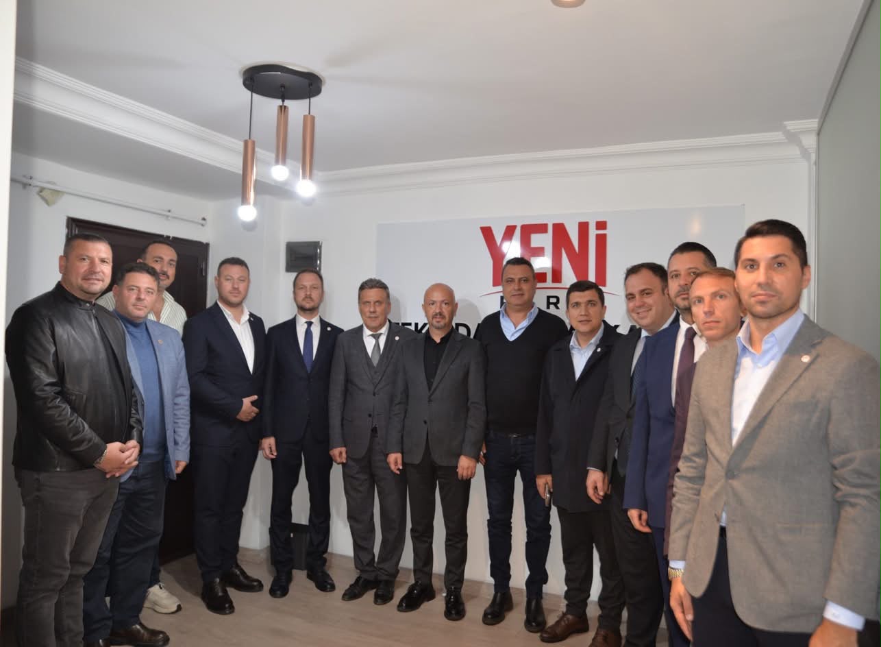 Mehmet Sabri Yüce, 11 İlçe Başkanının Desteğiyle Aday