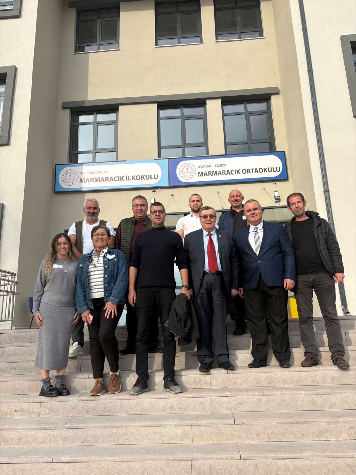 Sandıkları Ziyaret Etti